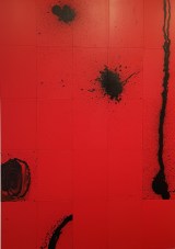 Lindy Lee Moon in a Dew Drop, installation view 2